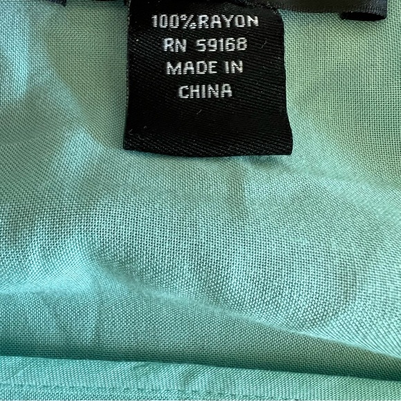 Karen Kane Aqua embroidery front tie Long Sleeve Top Sz medium - Picture 6 of 6